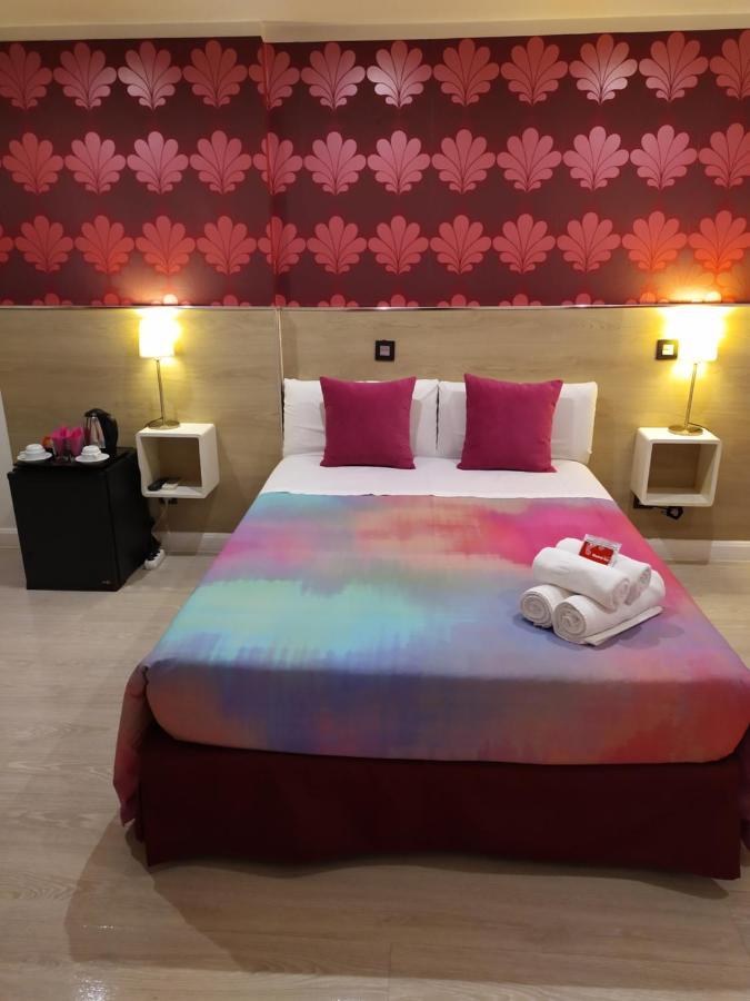Hostal Inn Madrid Ngoại thất bức ảnh