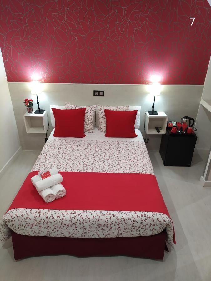 Hostal Inn Madrid Ngoại thất bức ảnh