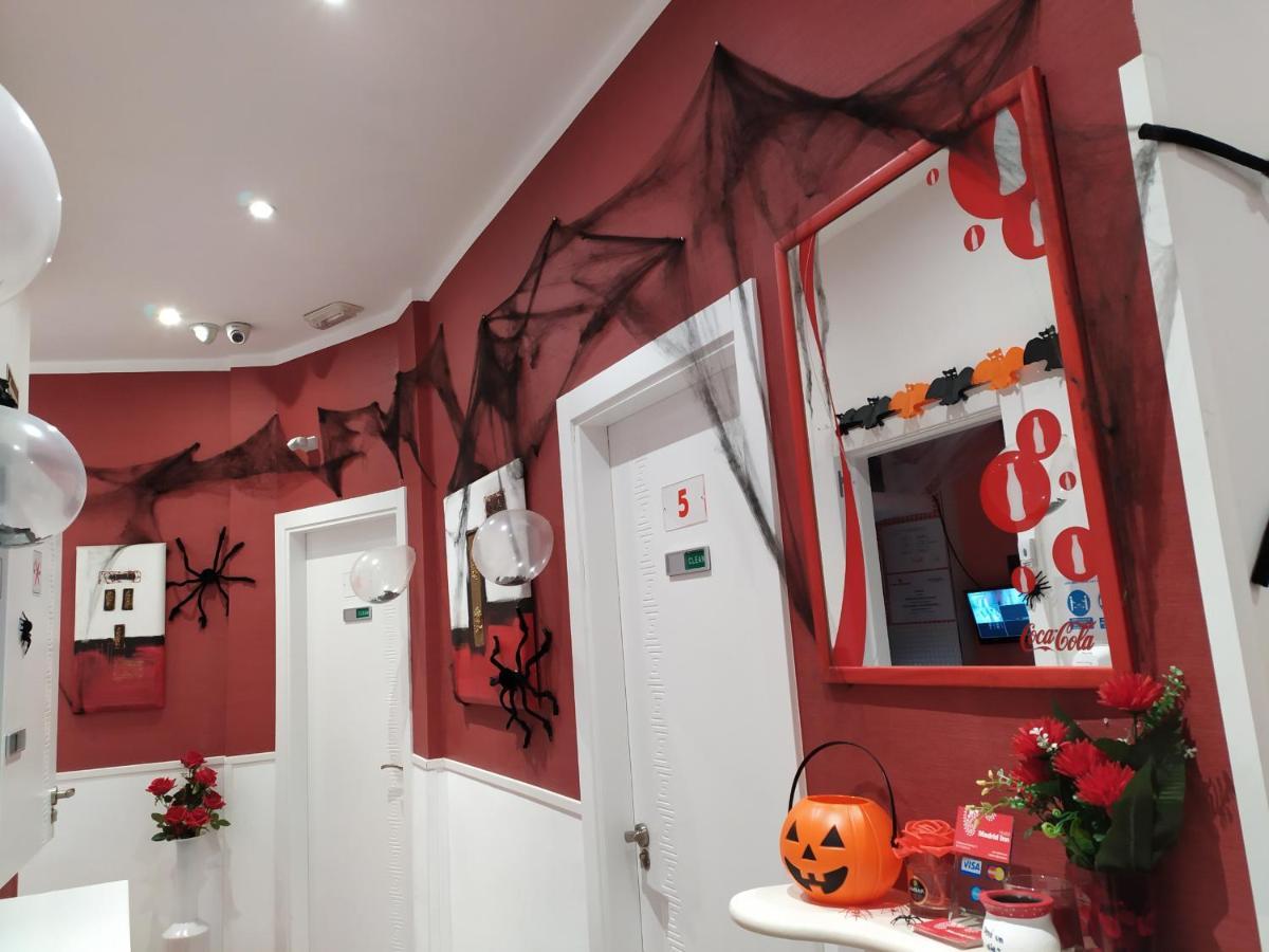 Hostal Inn Madrid Ngoại thất bức ảnh