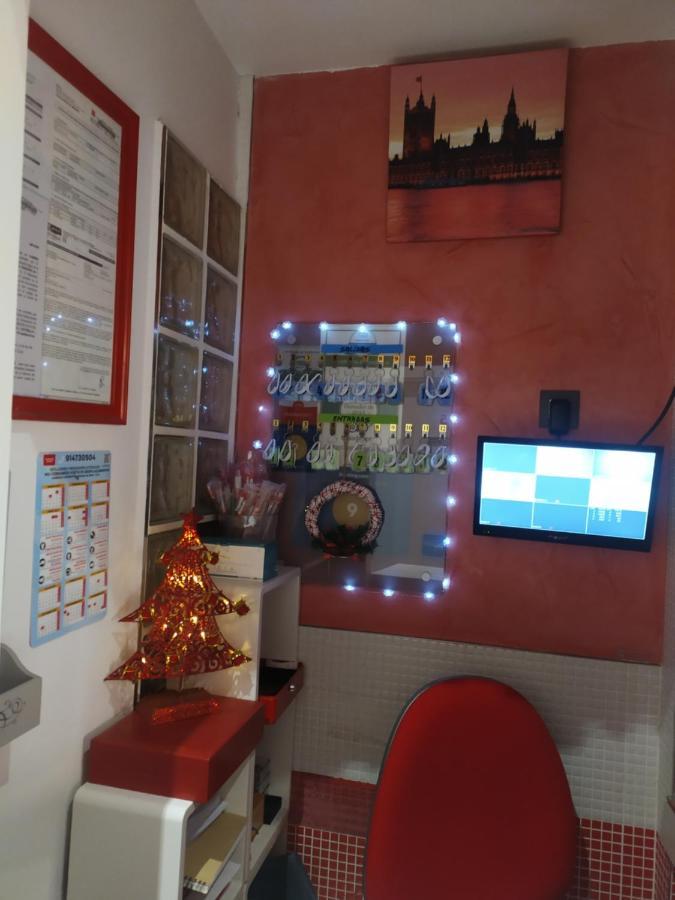 Hostal Inn Madrid Ngoại thất bức ảnh