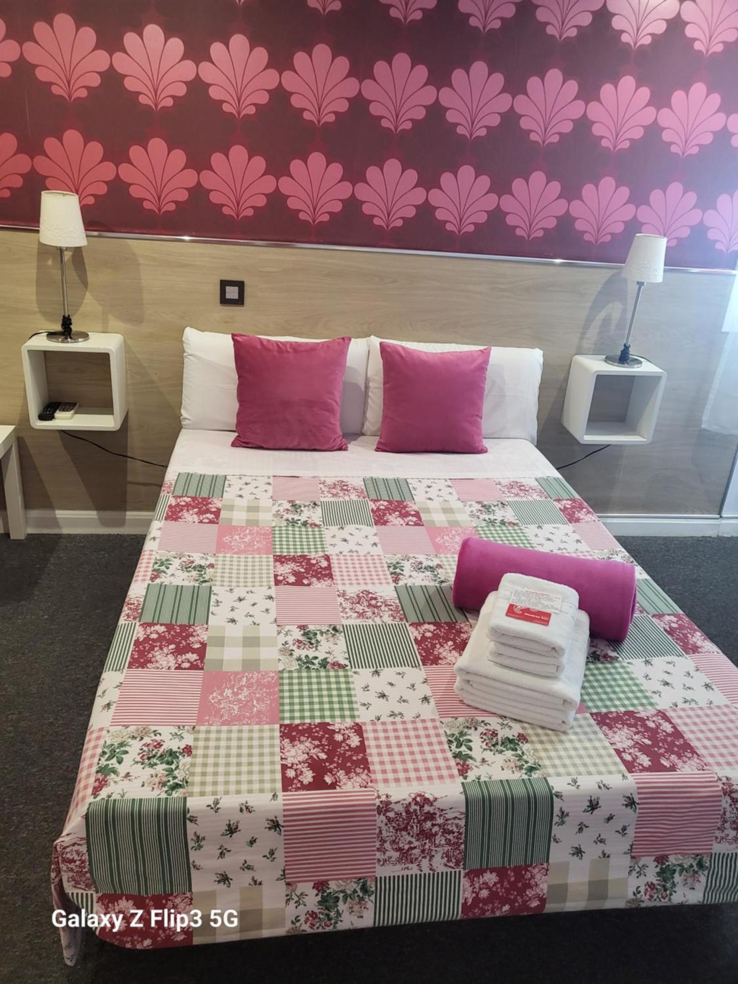 Hostal Inn Madrid Ngoại thất bức ảnh